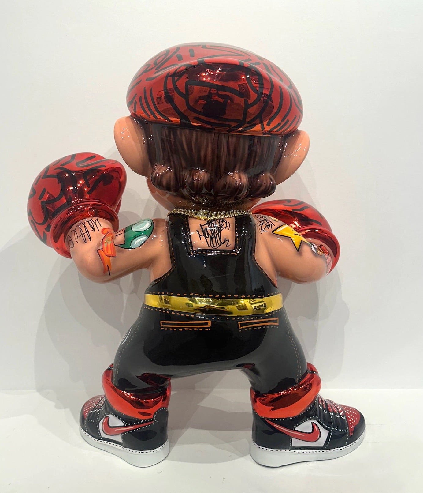 Matteo Arte - Level Up Legend Sculpture (back)